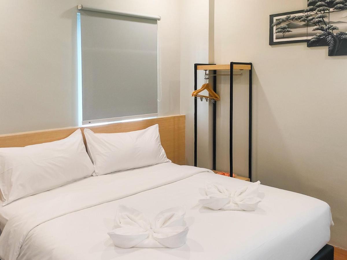 Travel Biz Hotel Medan Mitra Reddoorz Bagian luar foto