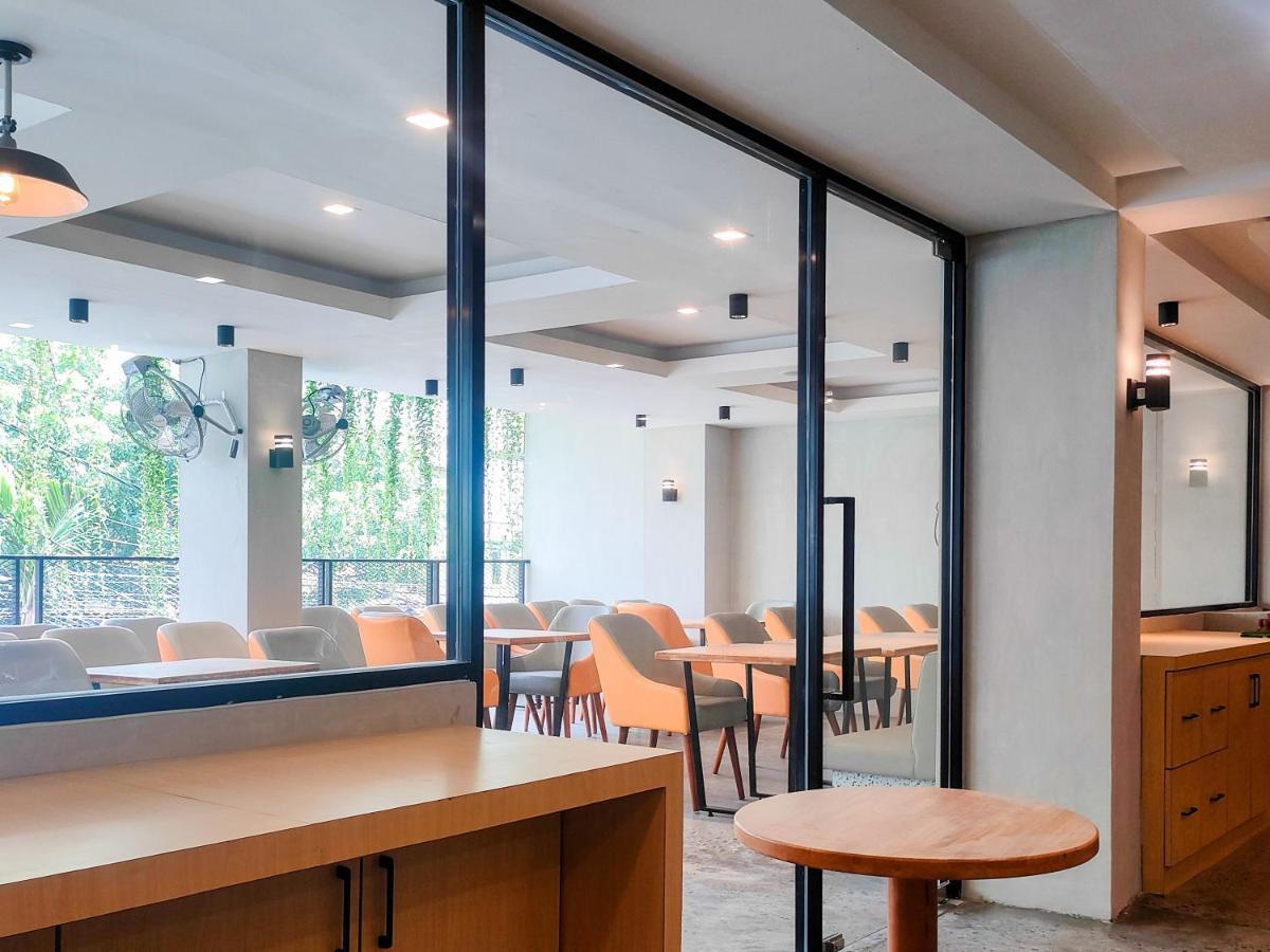 Travel Biz Hotel Medan Mitra Reddoorz Bagian luar foto